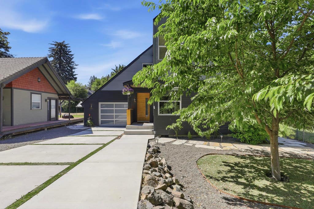 Photo of 3211 W 5th Ave, Spokane, WA 99224 (MLS # 202619971)