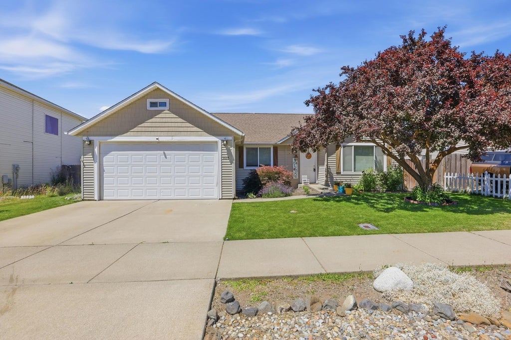Photo of 1038 S WEST Dr, Airway Heights, WA 99001 (MLS # 202623032)