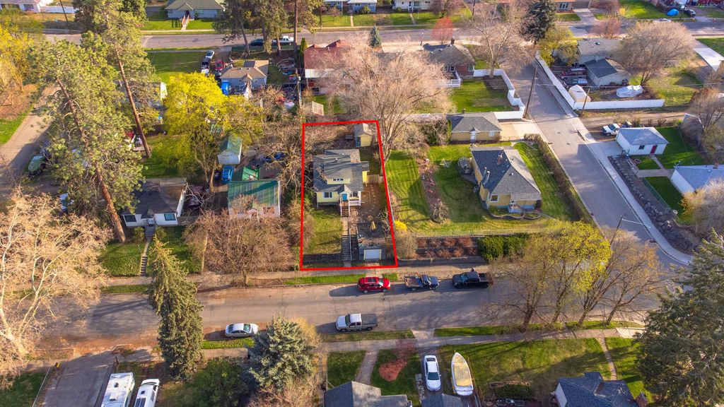 Photo of 3814 E 9th Ave, Spokane, WA 99202 (MLS # 202616450)