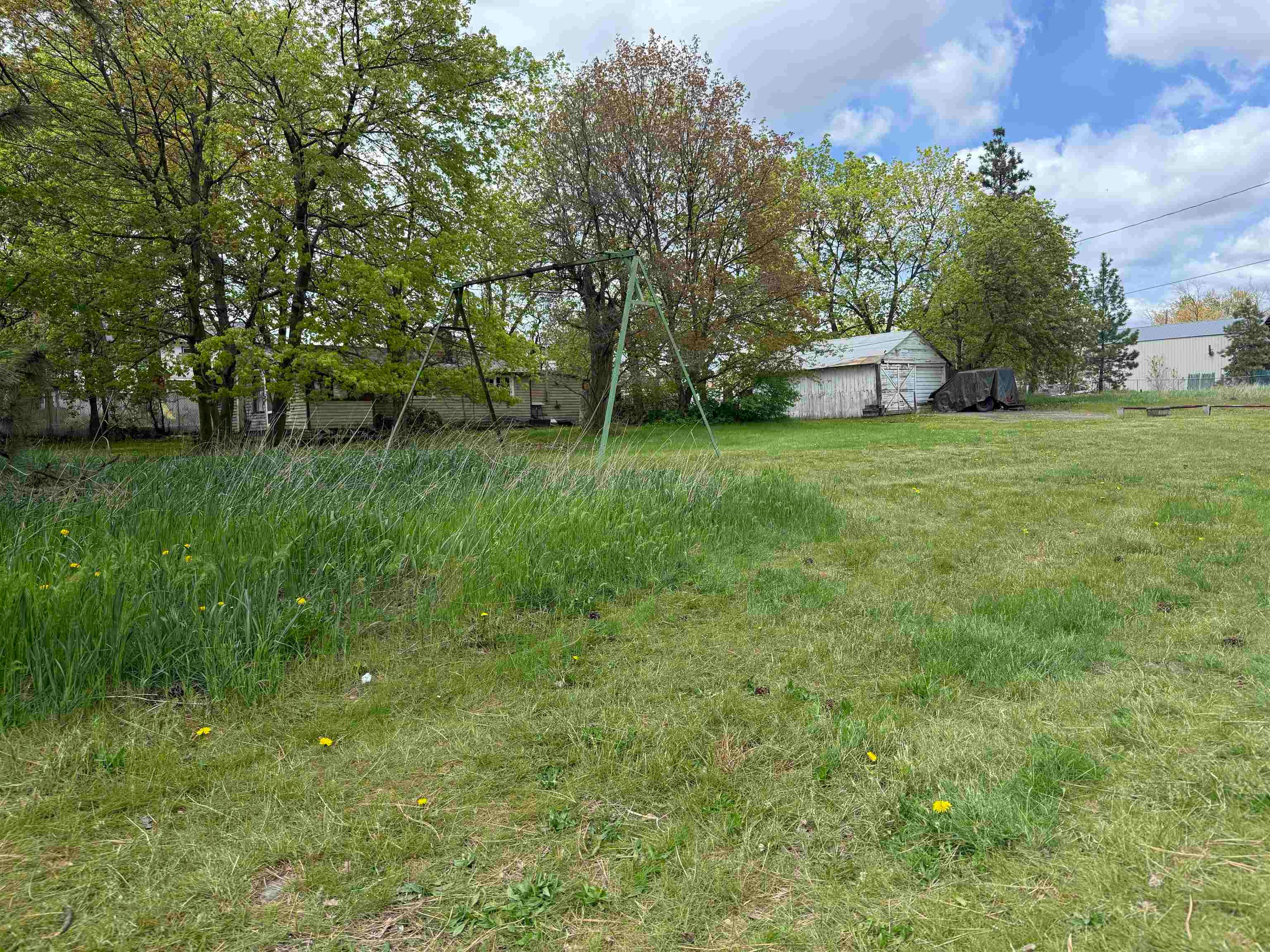 4123 E 28th Ave - Photo 2