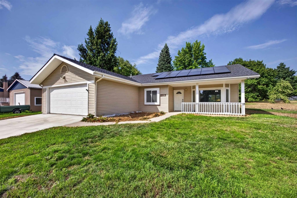 Photo of 1517 E Third St, Deer Park, WA 99006 (MLS # 202623403)