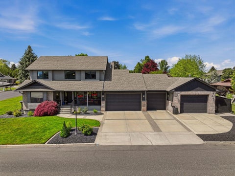 Photo of 8111 N Panorama Dr, Spokane, WA 99208 (MLS # 202618042)
