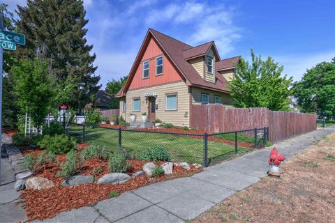 Single Family Residence in Spokane WA 2810 Jefferson St.jpg