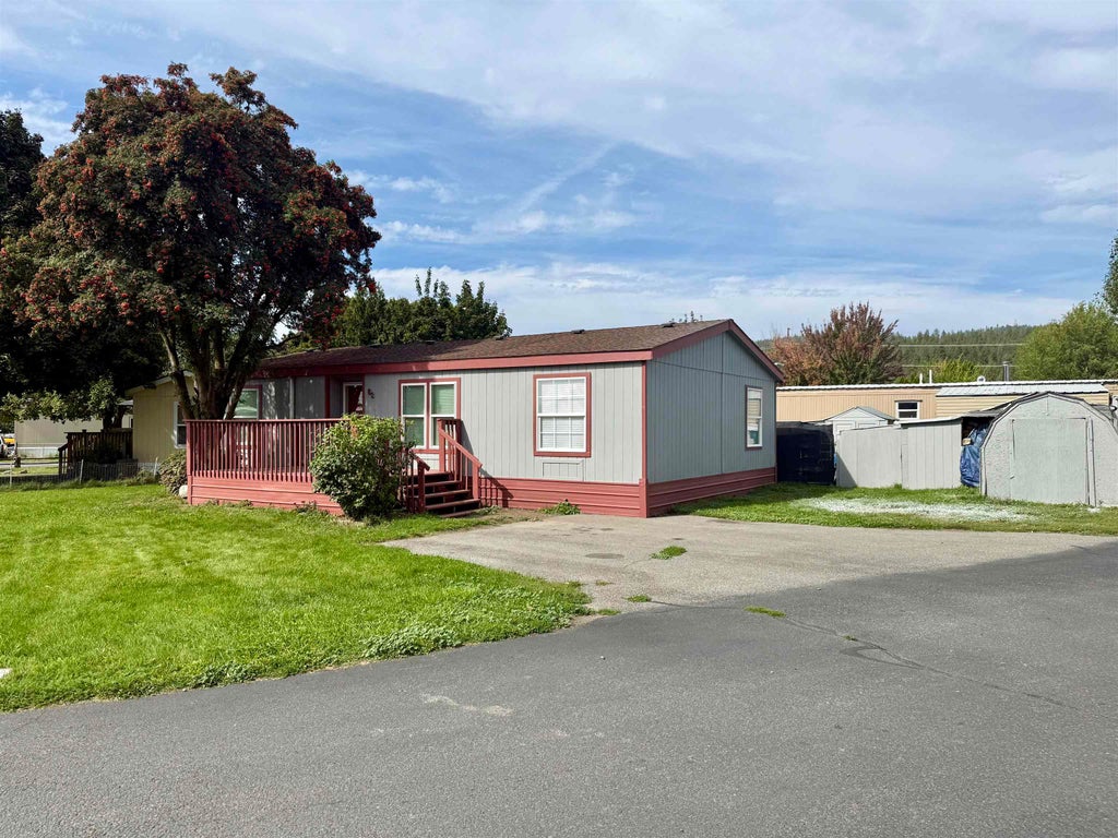 Photo of 19625 E Wellesley Ave, Spokane Valley, WA 99027 (MLS # 202625788)