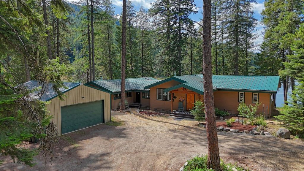 Photo of 241 Pend Oreille Homes Rd, Newport, WA 99003 (MLS # 202620850)