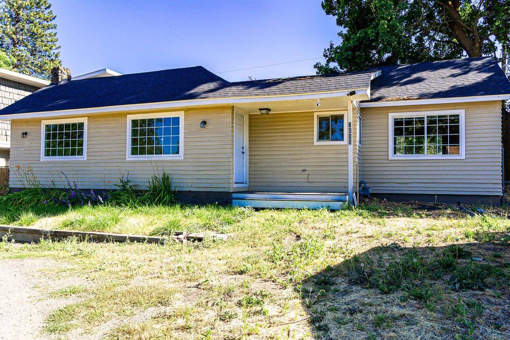 Photo of 3608 E 20TH Ave, Spokane, WA 99223 (MLS # 202621147)