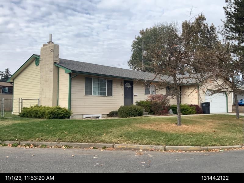 Photo of 208 LINCOLN St, Cheney, WA 99004 (MLS # 202624568)