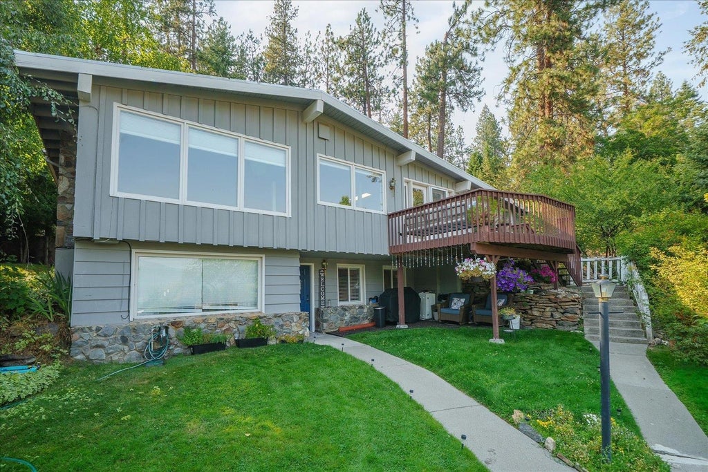 Photo of 1426 S McHenry Dr, Liberty Lake, WA 99019 (MLS # 202623008)