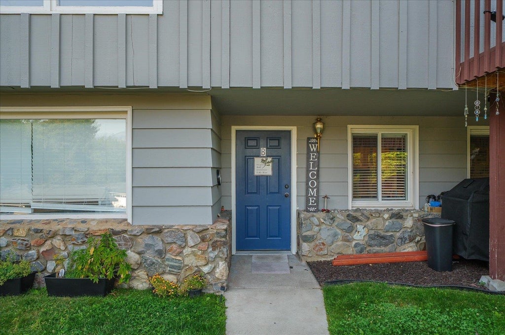 Photo of 1426 S McHenry Dr, Liberty Lake, WA 99019 (MLS # 202623008)
