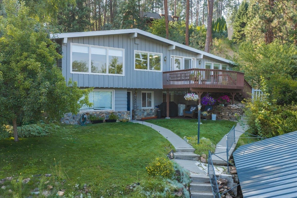 Photo of 1426 S McHenry Dr, Liberty Lake, WA 99019 (MLS # 202623008)