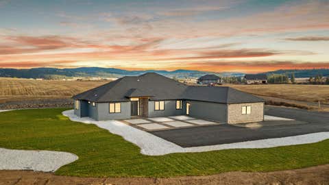 Photo of 13790 N Bruce Rd, Mead, WA 99021 (MLS # 202621992)
