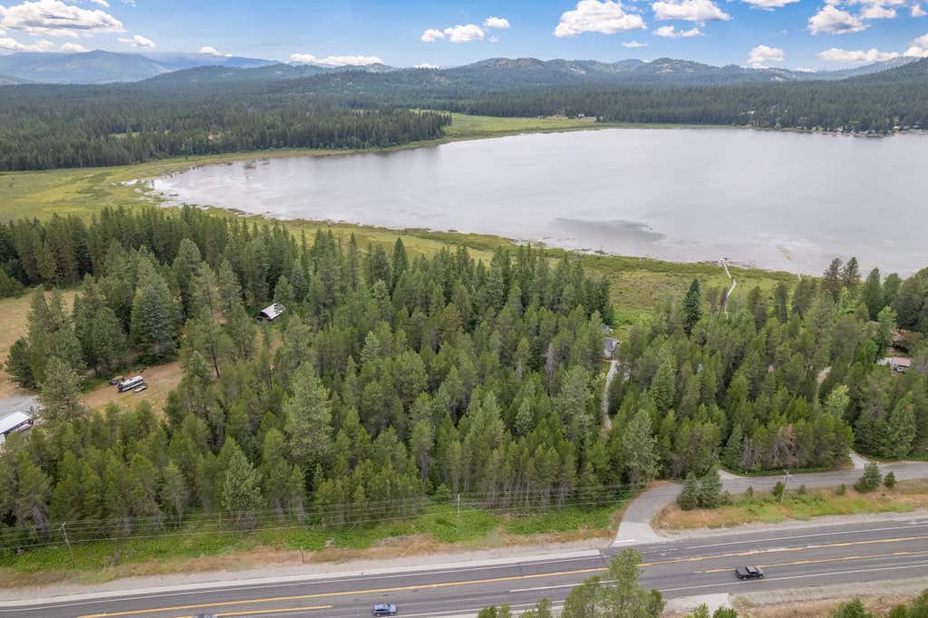 Photo of 13 Lakeside Dr, Newport, WA 99156 (MLS # 202622965)