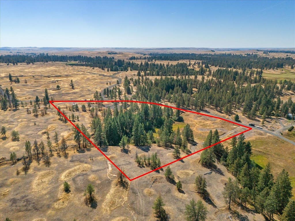 Photo of 36321 S Bootstrap Ln, Cheney, WA 99004 (MLS # 202621029)