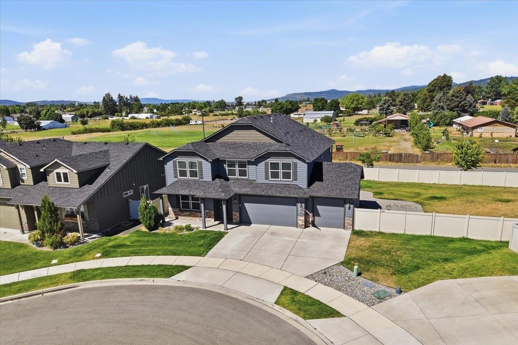 Photo of 4026 N Arrowleaf Loop, Post Falls, ID 83854 (MLS # 202621301)