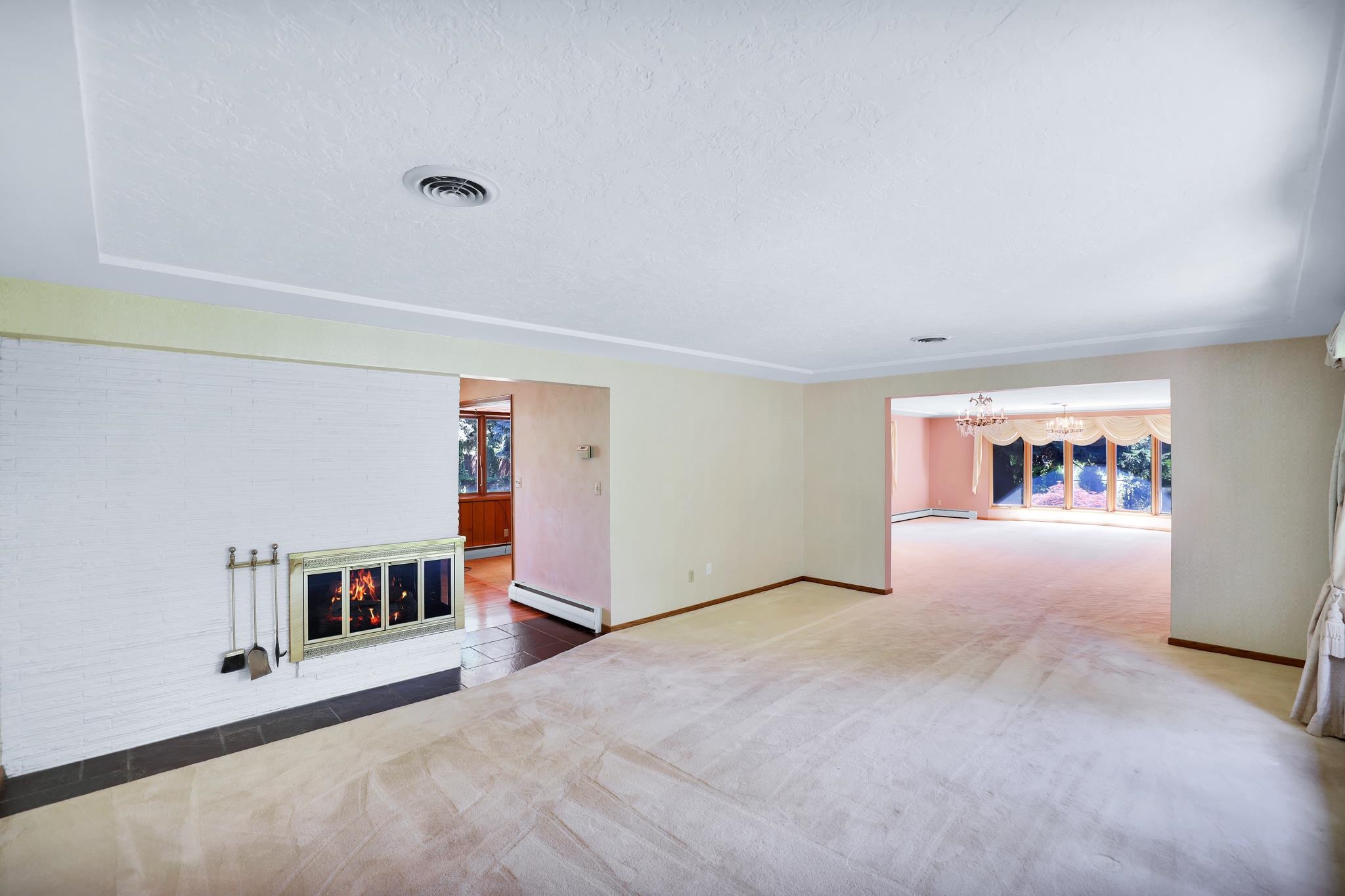 Photo 3 of 47 of 1823 S Felts Rd house