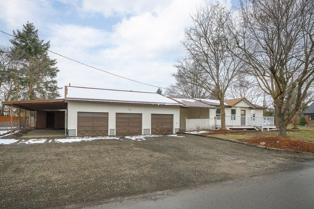 Photo of 8702 E Cataldo Ave, Spokane Valley, WA 99212 (MLS # 202616247)