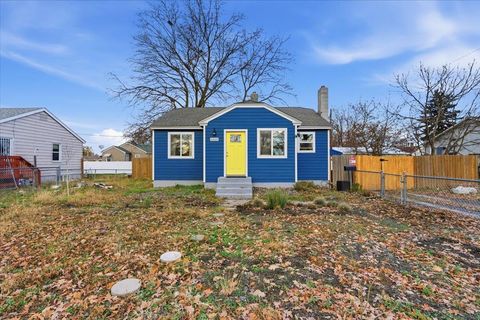 Photo of 2809 E MISSION Ave, Spokane, WA 99202 (MLS # 202527004)