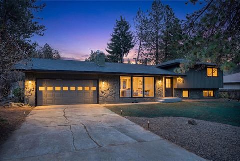 Photo of 6111 S Pittsburg St, Spokane, WA 99223 (MLS # 202614110)