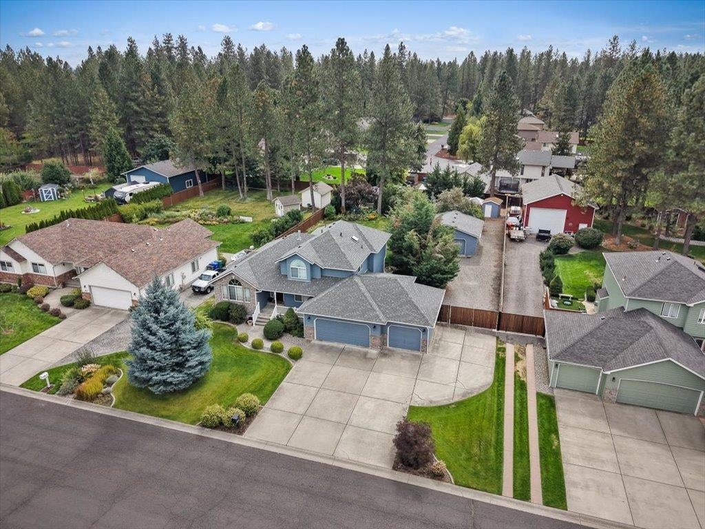 Photo of 4524 E Woodglen Rd, Mead, WA 99021 (MLS # 202624359)