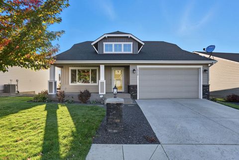 Photo of 5710 S Ravencrest Dr, Spokane, WA 99224 (MLS # 202525655)