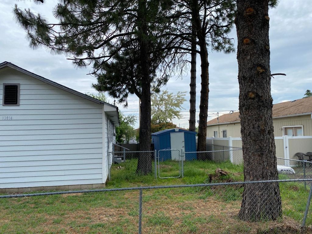 Photo of 12814 W 13th Ave, Airway Heights, WA 99001 (MLS # 202621274)