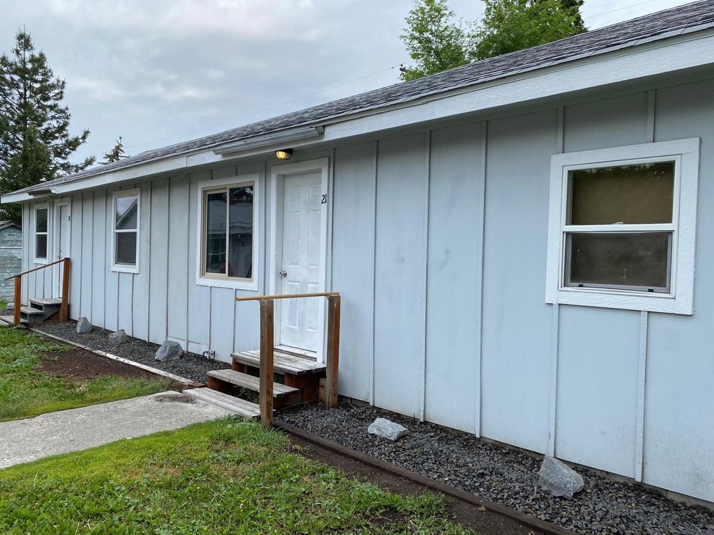 Photo of 12814 W 13th Ave, Airway Heights, WA 99001 (MLS # 202621274)