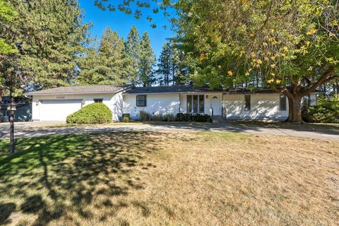 Photo of 10405 E Ferret Dr, Spokane Valley, WA 99206 (MLS # 202524550)
