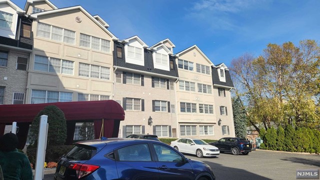 131 Clinton Place 210, Hackensack, New Jersey - 1 Bedrooms  
1 Bathrooms - 