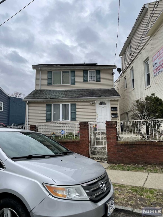 830834 River Street, Paterson, New Jersey - 4 Bedrooms  
2 Bathrooms  
8 Rooms - 