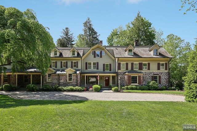 Property for Sale at 825 Saddle River Road, Ho-Ho-Kus, New Jersey - Bedrooms: 9 
Bathrooms: 7.5 
Rooms: 22  - $3,900,000