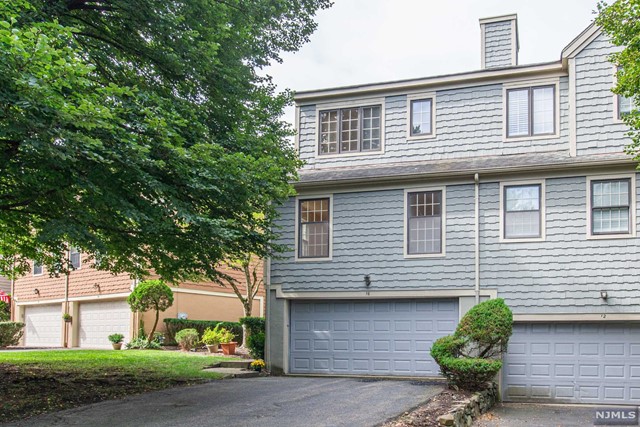 Property for Sale at 16 Tanager Court, Wayne, New Jersey - Bedrooms: 2 
Bathrooms: 3  - $540,000