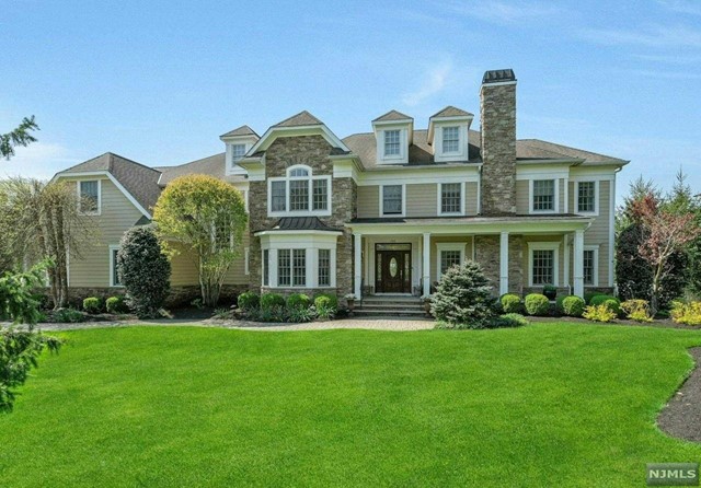 Photo 1 of 268 Glen Place, Franklin Lakes, New Jersey, $2,675,000, Web #: 324014068