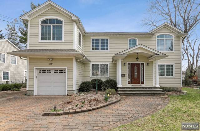 Rental Property at 20 Holly Lane, Cresskill, New Jersey - Bedrooms: 5 
Bathrooms: 4 
Rooms: 10  - $7,350 MO.