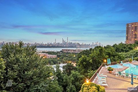 300 Gorge Road Unit 55, Cliffside Park, NJ 07010 - MLS#: 24028631