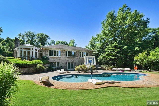 Property for Sale at 218 Truman Drive, Cresskill, New Jersey - Bedrooms: 4 
Bathrooms: 6 
Rooms: 12  - $2,200,000