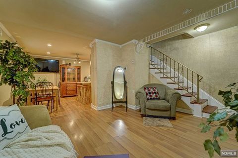 12 Lincoln Place, Clifton, NJ 07011 - MLS#: 24002333