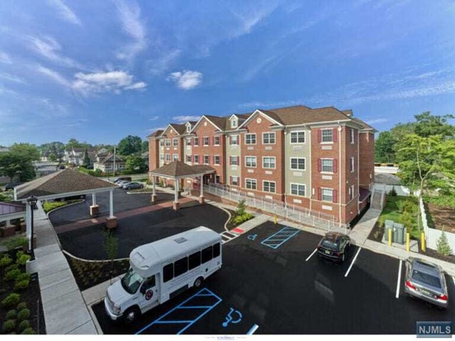 Rental Property at 1500 River Road 3, Fair Lawn, New Jersey - Bedrooms: 1 
Bathrooms: 1 
Rooms: 1  - $6,600 MO.