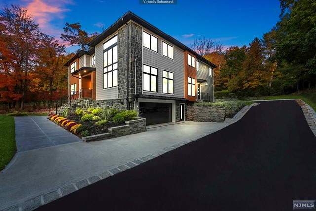 Property for Sale at 242 E Saddle River Road, Saddle River, New Jersey - Bedrooms: 5 
Bathrooms: 6.5 
Rooms: 9  - $3,250,000