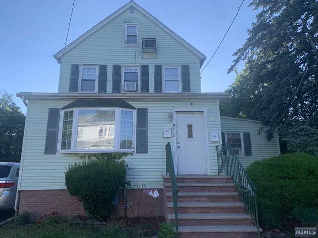 Rental Property at 43 Center Street, Little Ferry, New Jersey - Bedrooms: 3 
Bathrooms: 2 
Rooms: 7  - $2,990 MO.