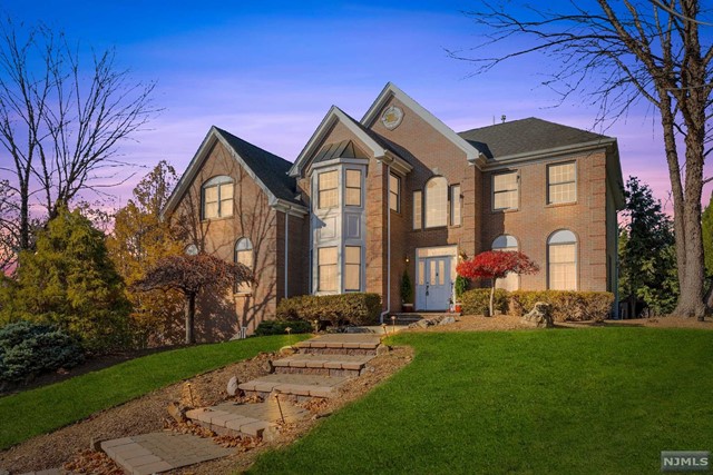 Property for Sale at 22 Briarwood Way, North Haledon, New Jersey - Bedrooms: 4 
Bathrooms: 3 
Rooms: 10  - $1,690,000