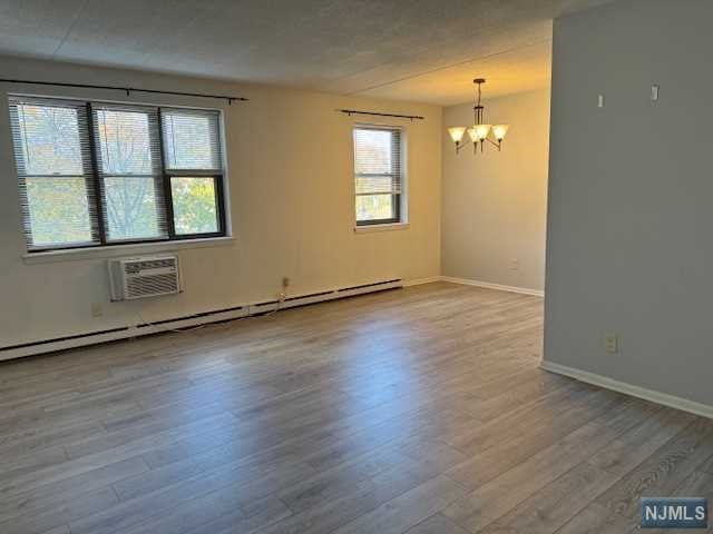 300 Lookout Avenue B4, Hackensack, New Jersey - 1 Bedrooms  
1 Bathrooms  
4 Rooms - 