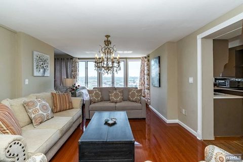 90 Prospect Avenue Unit 11A, Hackensack, NJ 07601 - MLS#: 24022021