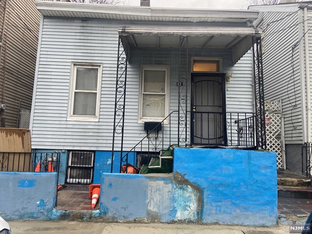 Rental Property at 61 Highland Street, Paterson, New Jersey - Bedrooms: 4 
Bathrooms: 2 
Rooms: 8  - $2,800 MO.