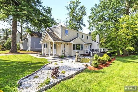 72 Grant Avenue, Cresskill, NJ 07626 - MLS#: 24026133