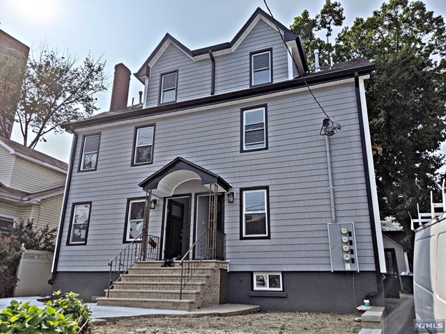 Photo 1 of 777 Edgewood Lane 1st, Cliffside Park, New Jersey, $2,975, Web #: 324019366