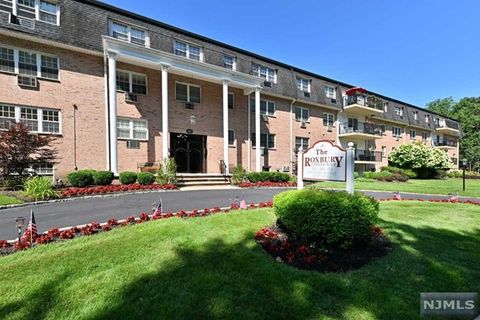 550 Fairview Avenue Unit 114, Westwood, NJ 07675 - MLS#: 24026995