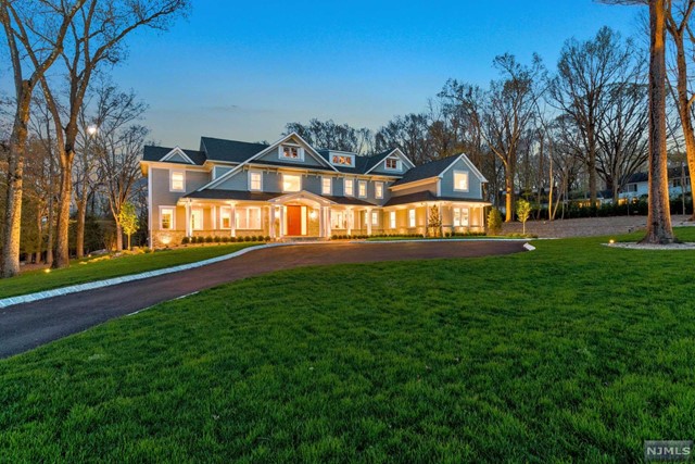 Photo 1 of 789 Colonial Road, Franklin Lakes, New Jersey, $4,650,000, Web #: 324010973