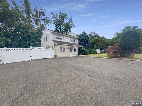 112 E Grand Avenue, Montvale, NJ 07645 - MLS#: 24021143