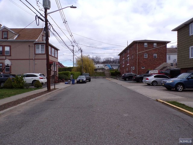 Rental Property at 22 John Street, East Rutherford, New Jersey - Bedrooms: 3 
Bathrooms: 1 
Rooms: 5  - $2,950 MO.