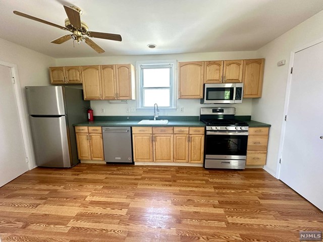 Rental Property at 224 Pierre Avenue 2, Garfield, New Jersey - Bedrooms: 2 
Bathrooms: 1 
Rooms: 4  - $2,700 MO.